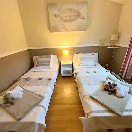 Villa Piscine Privee Superbe Vue Etang 8jbart580 *