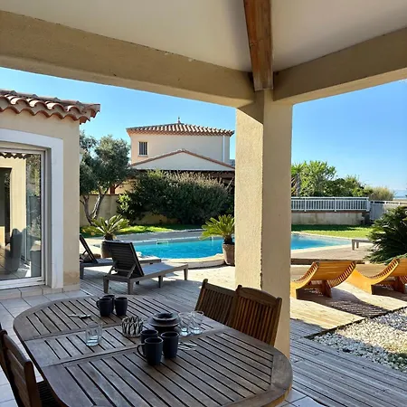 Villa Piscine Privee Superbe Vue Etang 8jbart580 *