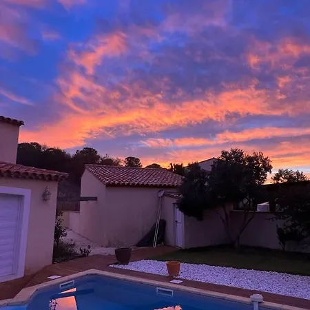 Villa Piscine Privee Superbe Vue Etang 8jbart580 *
